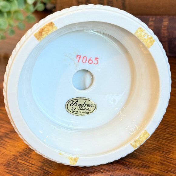 Vintage Andrea by Sadik Porcelain Bisque Putti Figurine - Picture 10 of 15